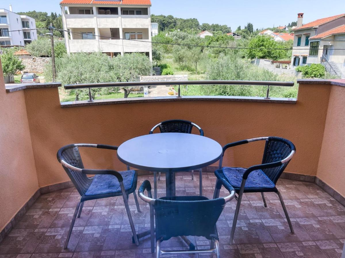 Adriatic Oasis Apartments Преко Экстерьер фото