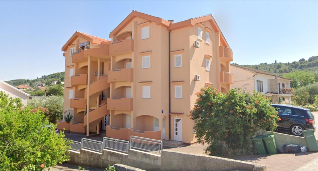 Adriatic Oasis Apartments Преко Экстерьер фото